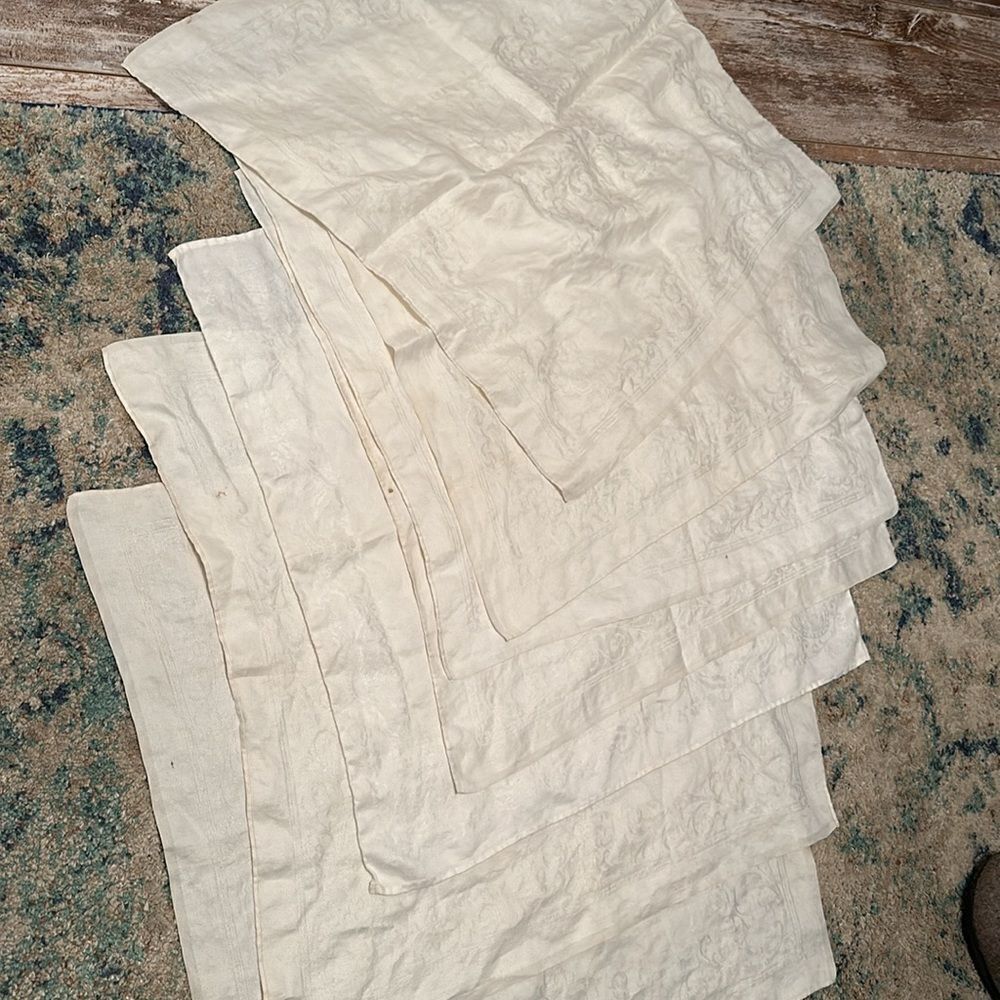 Vintage Table Linens (napkins) Lot of 7